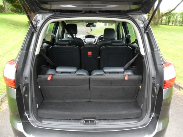 Ford Grand C-MAX DIESEL ESTATE in Derry / Londonderry