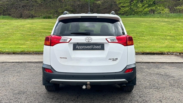 Toyota RAV4 2.0 D-4D Invincible 4WD Euro 5 (s/s) 5dr in Antrim