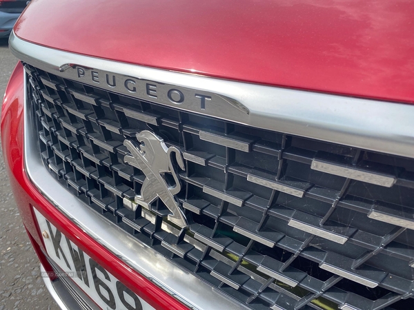 Peugeot 3008 1.2 Puretech Gt Line Premium 5Dr in Down