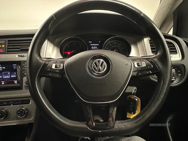 Volkswagen Golf 2.0 SE TDI BLUEMOTION TECHNOLOGY DSG 5d 148 BHP Alloy Wheel Upgrade Shown Optional in Down