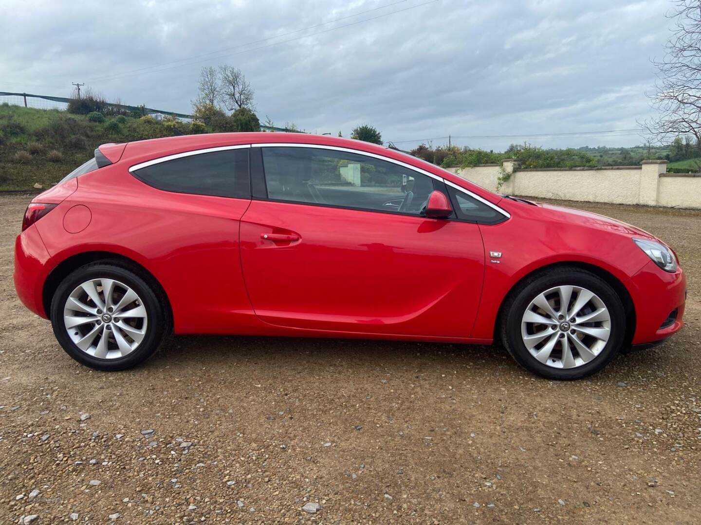 Vauxhall Astra GTC DIESEL COUPE in Tyrone