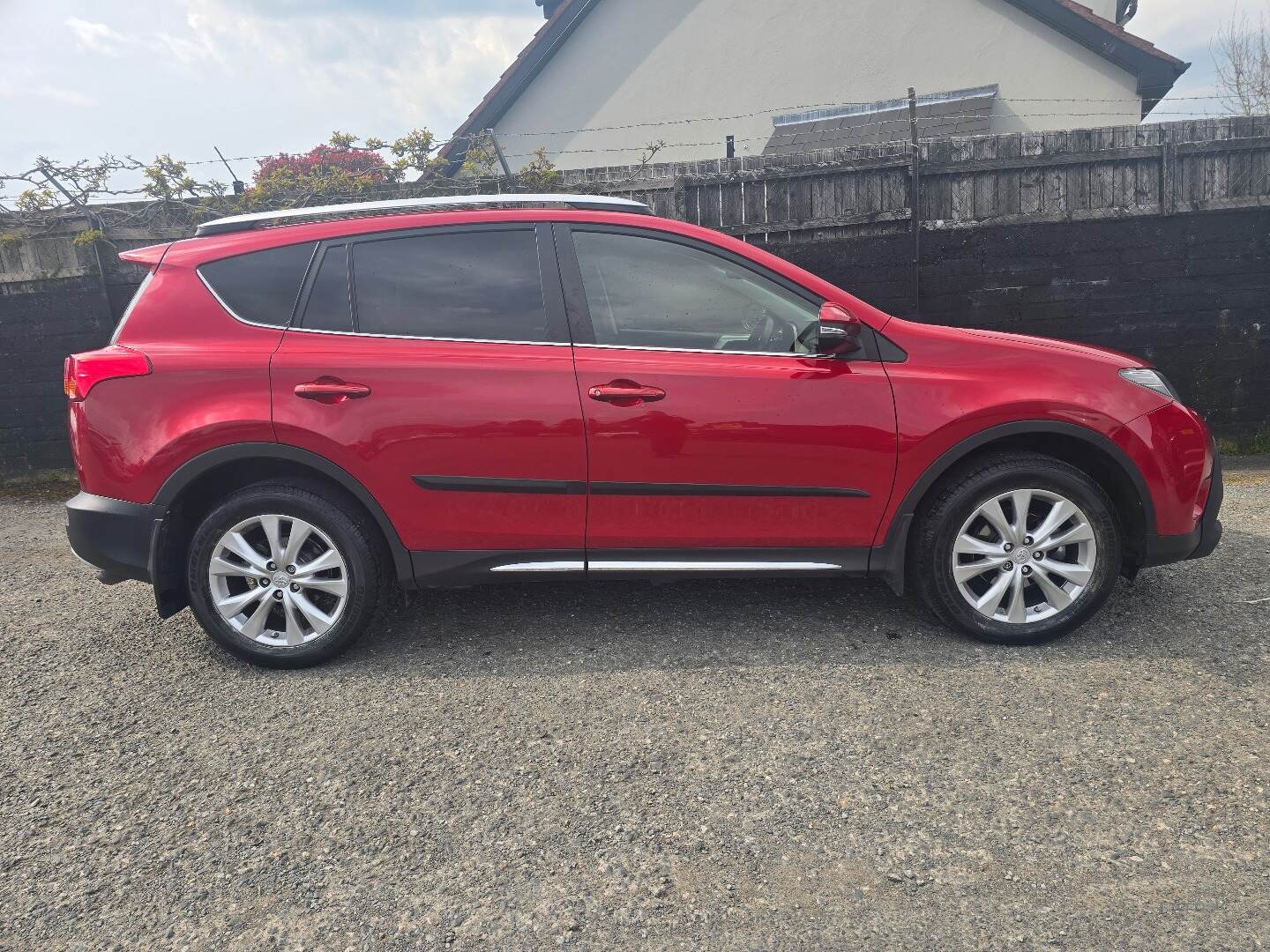 Toyota RAV4 DIESEL ESTATE in Down