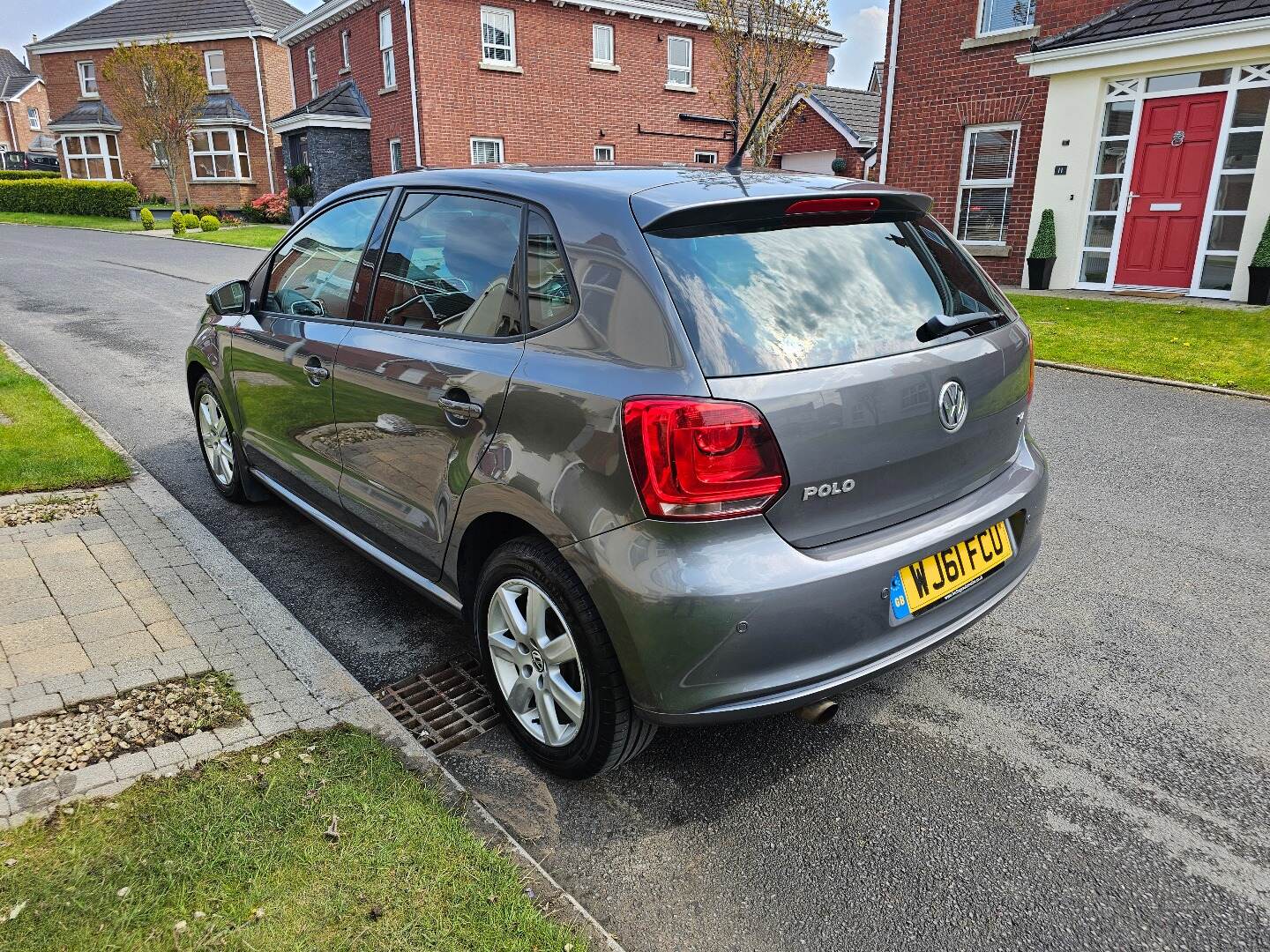 Volkswagen Polo HATCHBACK in Down