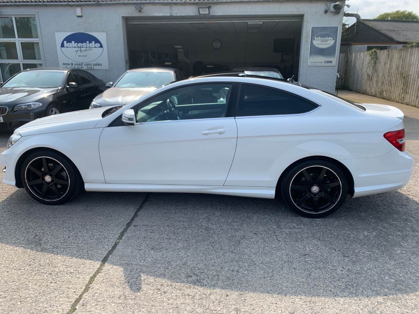 Mercedes C-Class COUPE in Down