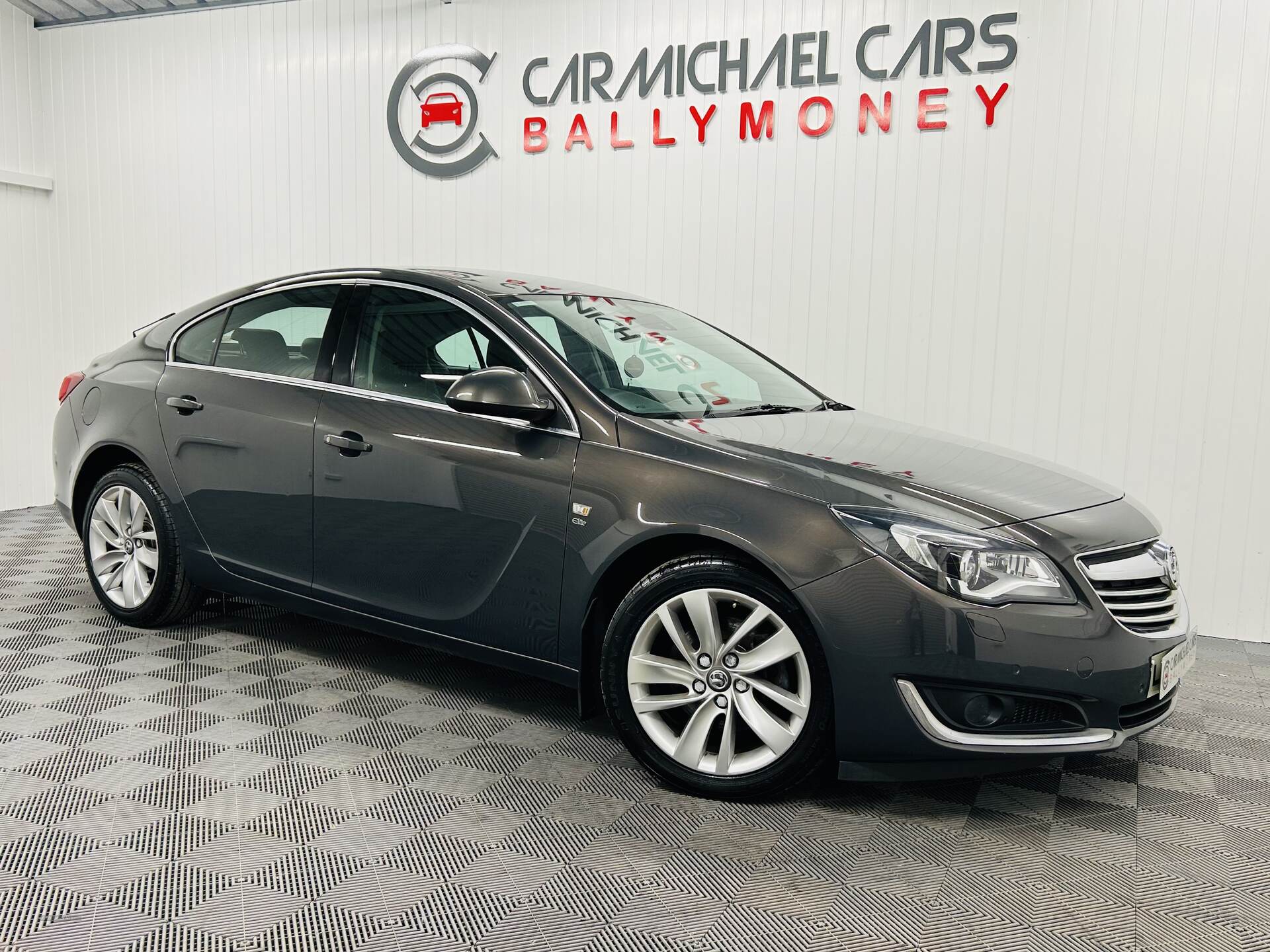 Vauxhall Insignia DIESEL HATCHBACK in Antrim