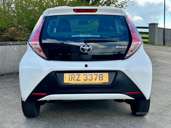 Toyota Aygo 1.0 VVT-I X-PLAY 5d 69 BHP in Antrim