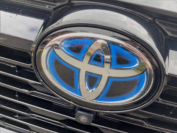 Toyota RAV4 2.5 Vvt-I Hybrid Black Edition 5Dr Cvt in Down