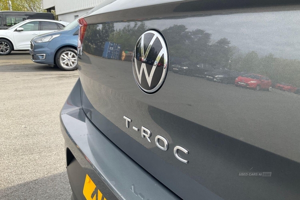 Volkswagen T-Roc 1.0 TSI 110 Design 5dr - PARKING SENSORS, SAT NAV, BLUETOOTH - TAKE ME HOME in Armagh