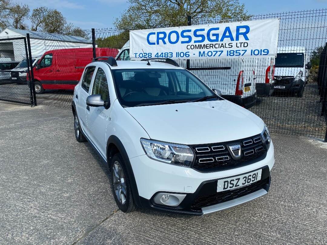 Dacia Sandero Stepway HATCHBACK in Down