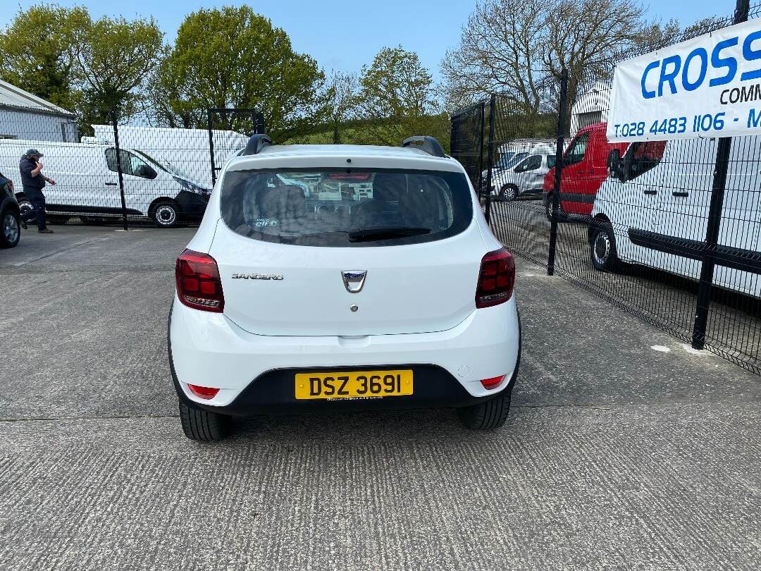 Dacia Sandero Stepway HATCHBACK in Down