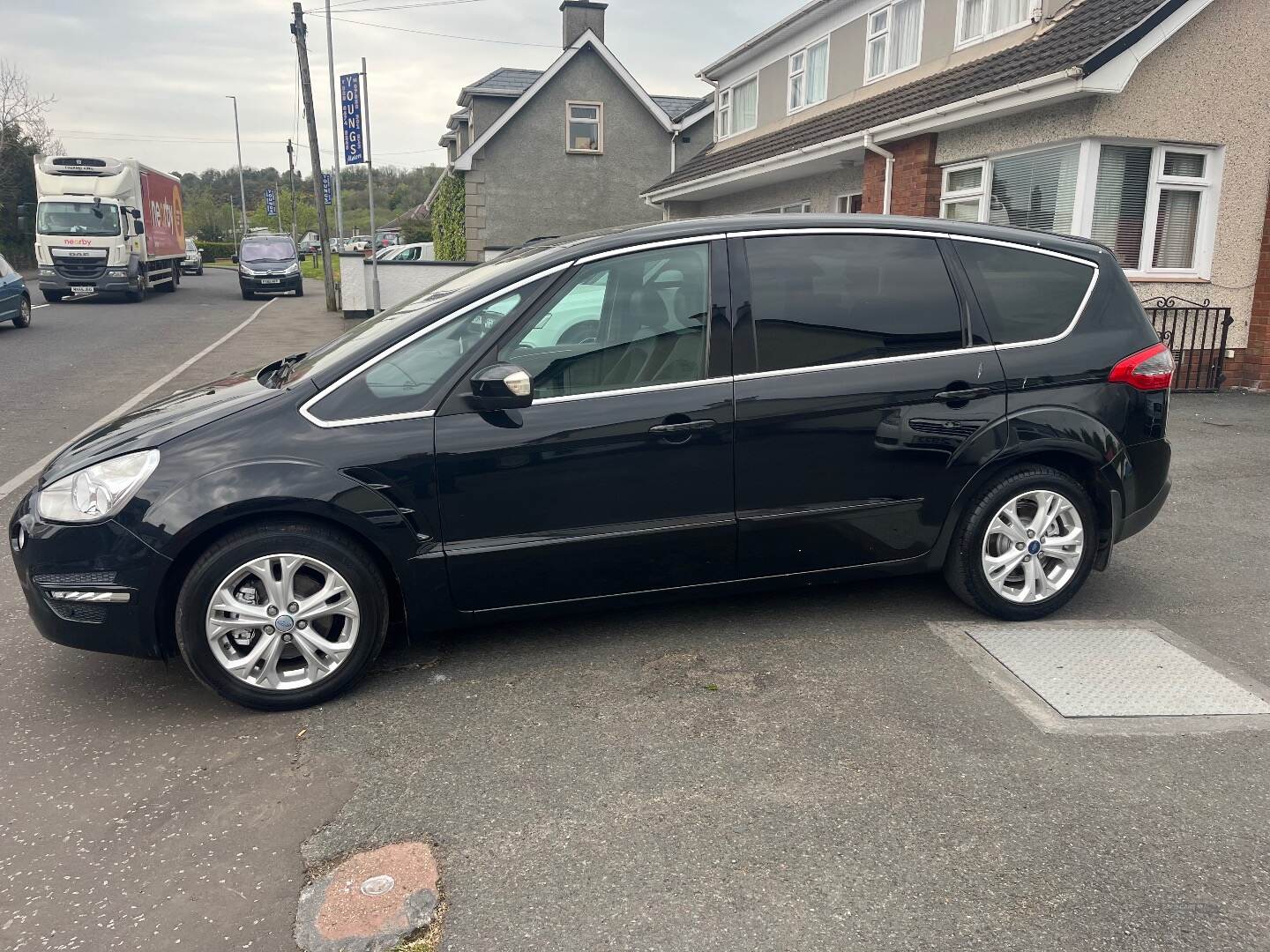 Ford S-Max DIESEL ESTATE in Derry / Londonderry