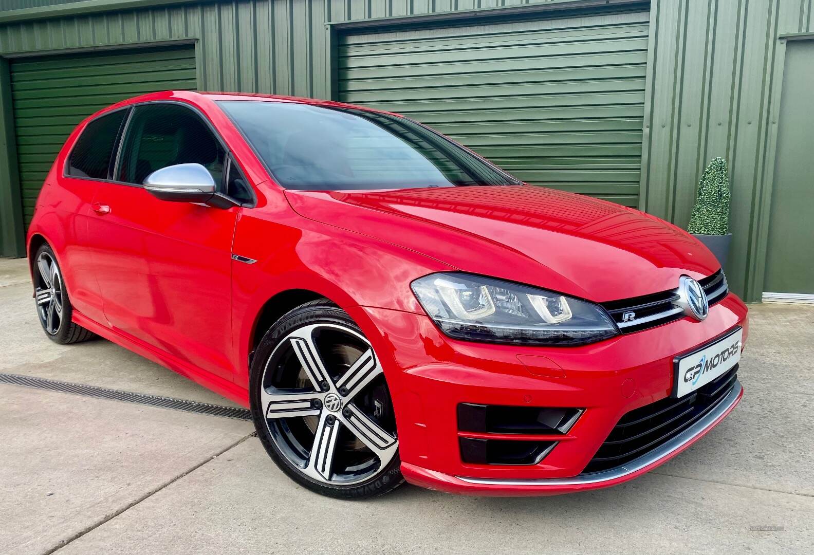 Volkswagen Golf HATCHBACK in Armagh