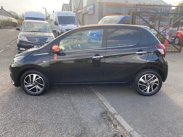 Peugeot 108 TOP HATCHBACK in Down