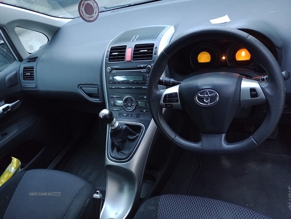 Toyota Auris 1.33 Dual VVTi TR 5dr in Antrim