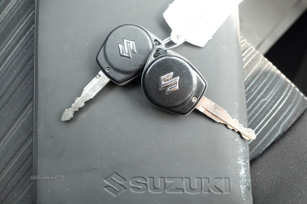 Suzuki Swift 1.2 SZ-L 5d 94 BHP FULL SERVICE HISTORY 5 X STAMPS in Antrim