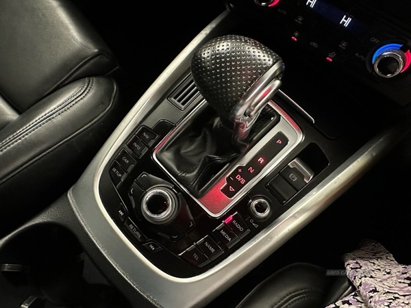 Audi Q5 2.0 TDI QUATTRO S LINE PLUS 5d 175 BHP Leather, Bluetooth in Down