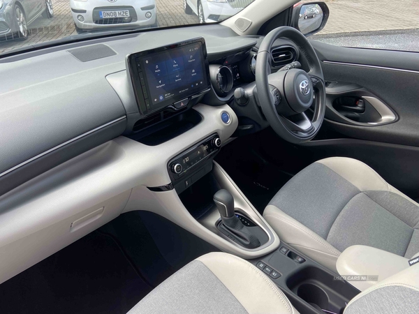 Toyota Yaris 1.5 Hybrid Excel 5dr CVT in Antrim