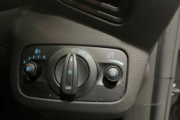 Ford C-max 1.0 EcoBoost 125 Zetec 5dr- Reversing Sensors, Apple Car Play, Start Stop, Cruise Control, Speed Limiter, Voice Control, Sat Nav in Antrim