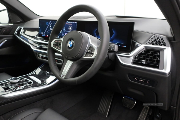 BMW X5 3.0 40d MHT M Sport SUV 5dr Diesel Hybrid Steptronic xDrive Euro 6 (s/s) (352 ps) in Antrim