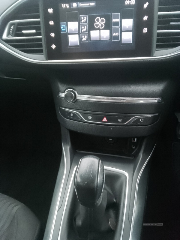 Peugeot 308 1.6 HDi 92 Active 5dr in Antrim