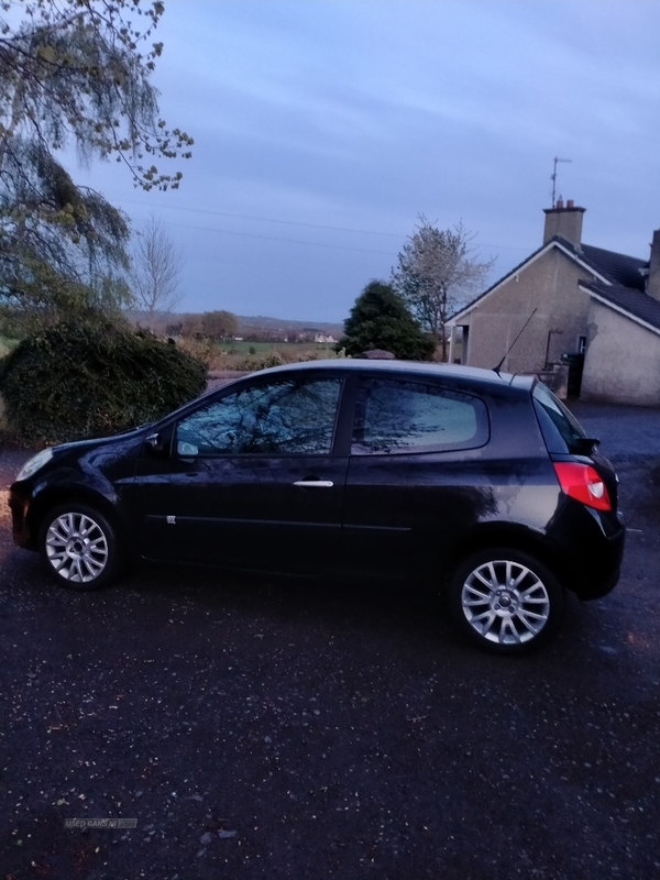 Renault Clio 1.2 16V Dynamique 3dr [AC] in Derry / Londonderry