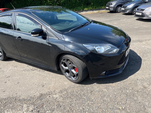 Ford Focus 2.0T ST-2 5dr in Antrim