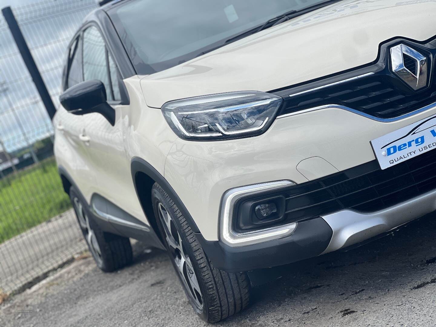 Renault Captur DIESEL HATCHBACK in Tyrone