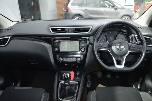Nissan Qashqai 1.3 DIG-T N-CONNECTA 5d 139 BHP Glass roof pack in Antrim