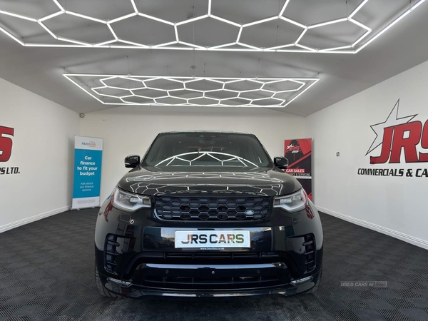 Land Rover Discovery 3.0 D300 MHEV R-Dynamic SE Auto 4WD Euro 6 (s/s) 5dr in Tyrone