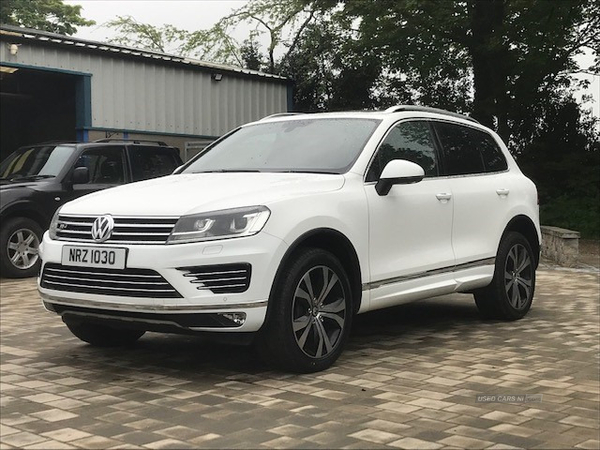 Volkswagen Touareg 3.0 V6 TDI BlueMotion Tech 262 R-Line 5dr Tip Auto in Derry / Londonderry