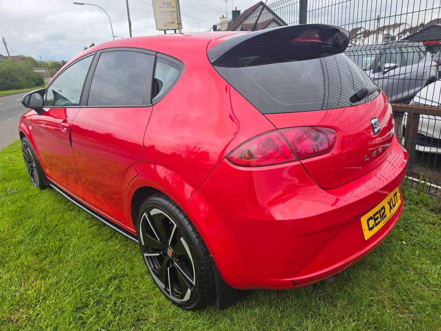 Seat Leon DIESEL HATCHBACK in Down