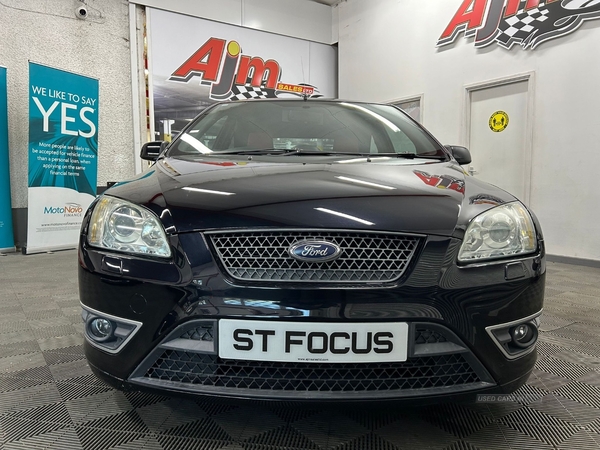 Ford Focus 2.5 ST-2 220BHP in Tyrone