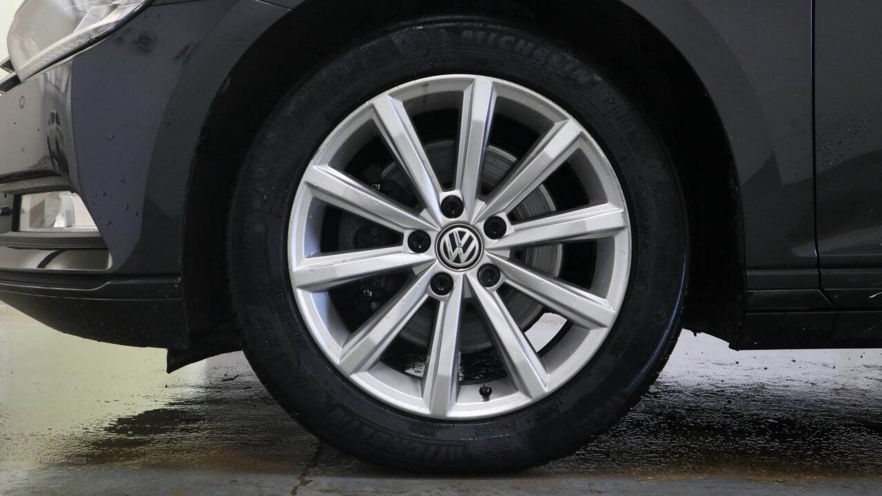 Volkswagen Passat DIESEL SALOON in Armagh