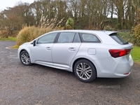Toyota Avensis 1.6D Business Edition 5dr in Antrim