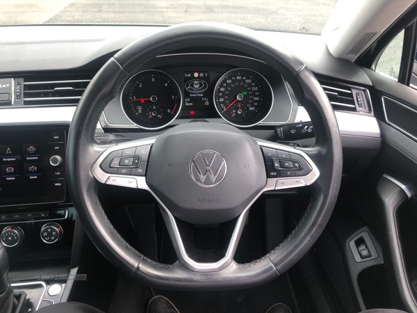 Volkswagen Passat 2.0 SE NAV TDI DSG 4d 148 BHP 1 OWNER in Antrim