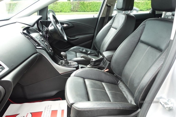 Vauxhall Astra 1.6 ELITE 5d 113 BHP LONG MOT / LOW MILEAGE in Antrim