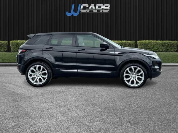 Land Rover Range Rover Evoque 2.2 SD4 Pure 5dr [Tech Pack] in Down