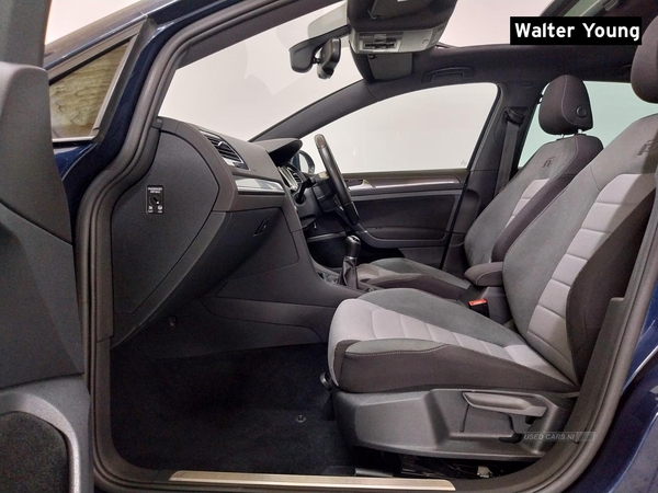Volkswagen Golf 2.0 TDI BlueMotion Tech R-Line Edition Hatchback 5dr Diesel Manual Euro 6 (s/s) (150 ps) in Antrim