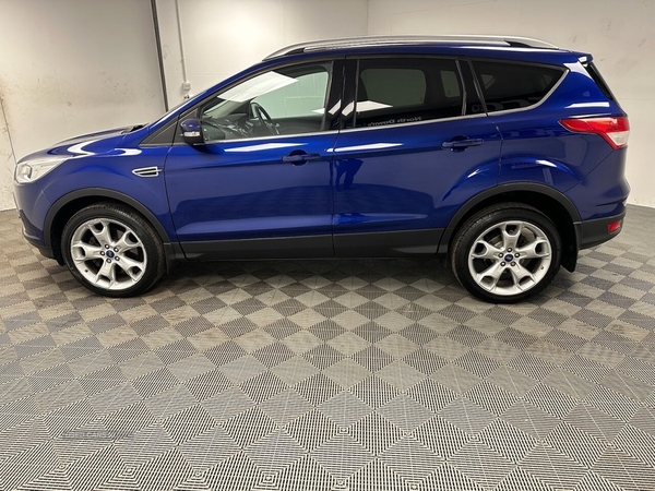 Ford Kuga 2.0 TITANIUM TDCI 5d 148 BHP Half Leather, Air Conditioning in Down