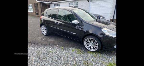 Renault Clio 1.2 16V Bizu 3dr in Armagh