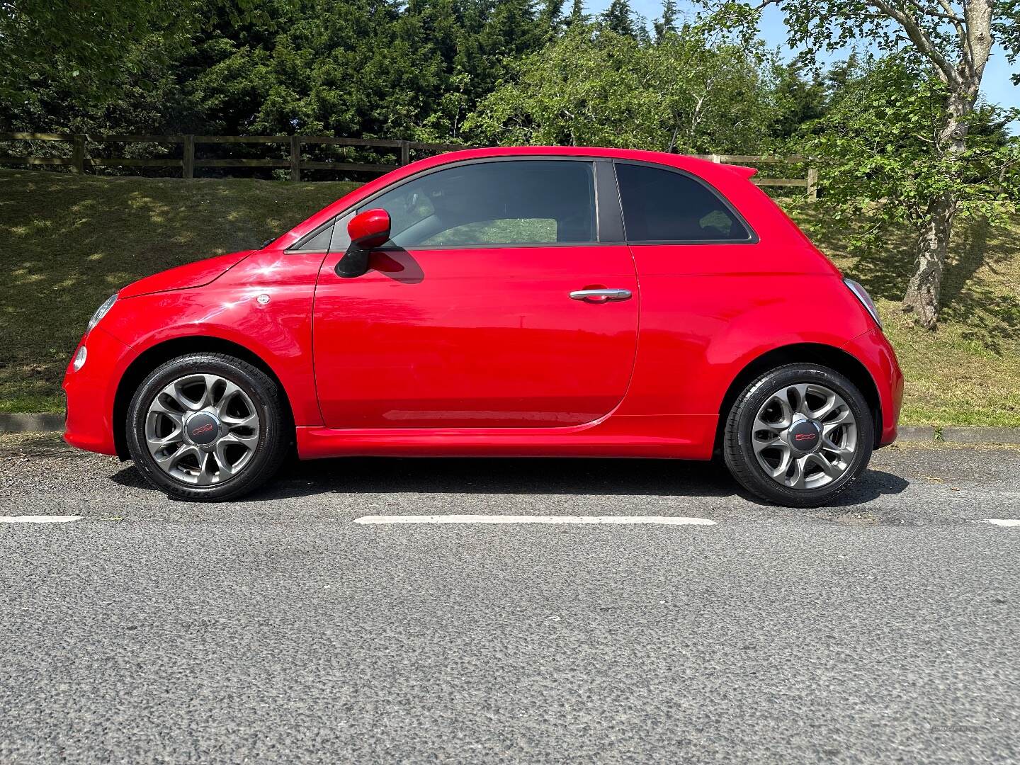 Fiat 500 HATCHBACK in Down