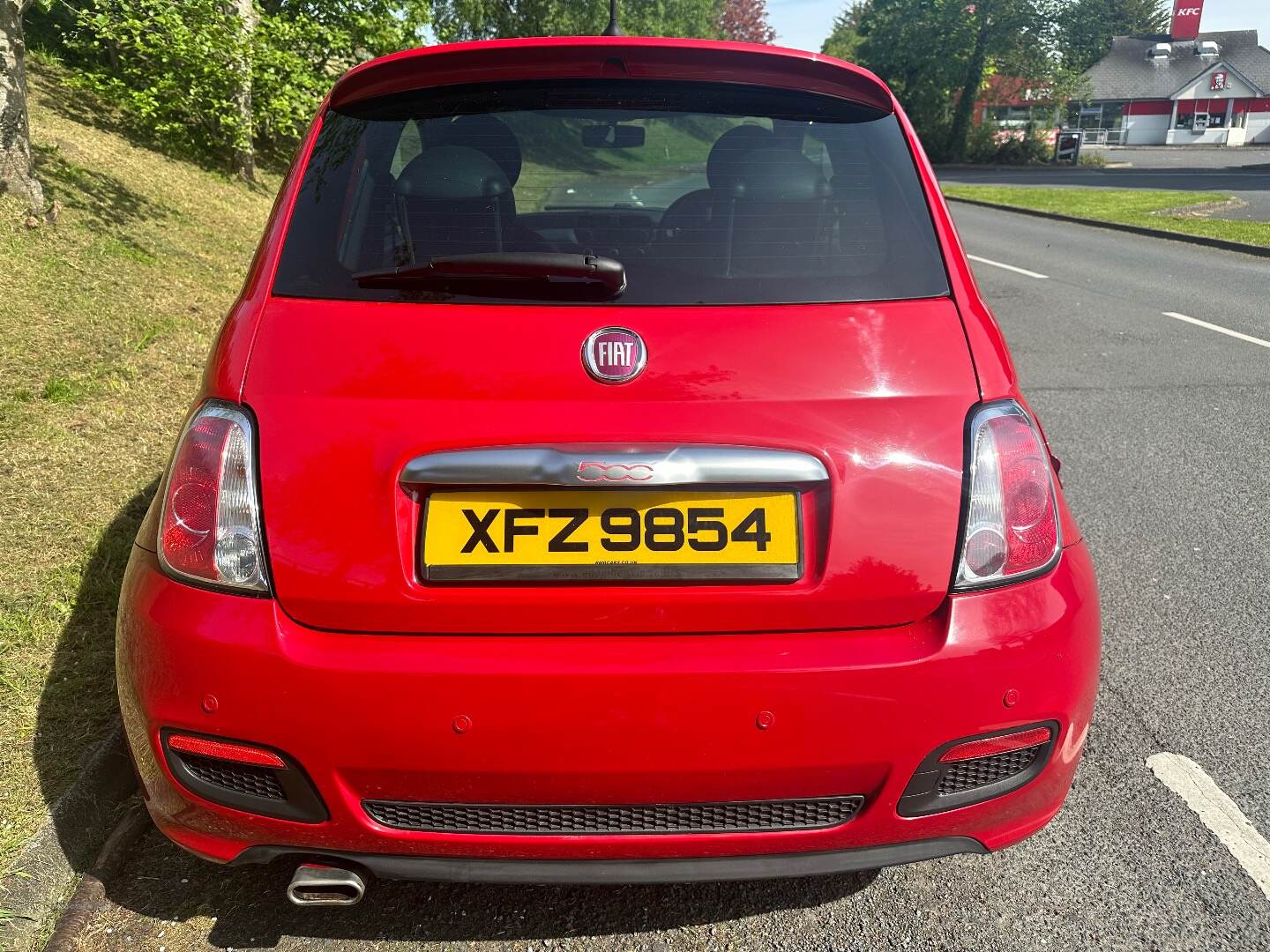 Fiat 500 HATCHBACK in Down