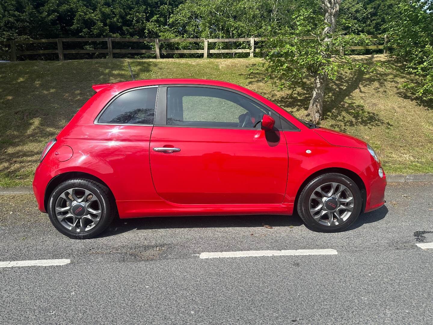 Fiat 500 HATCHBACK in Down