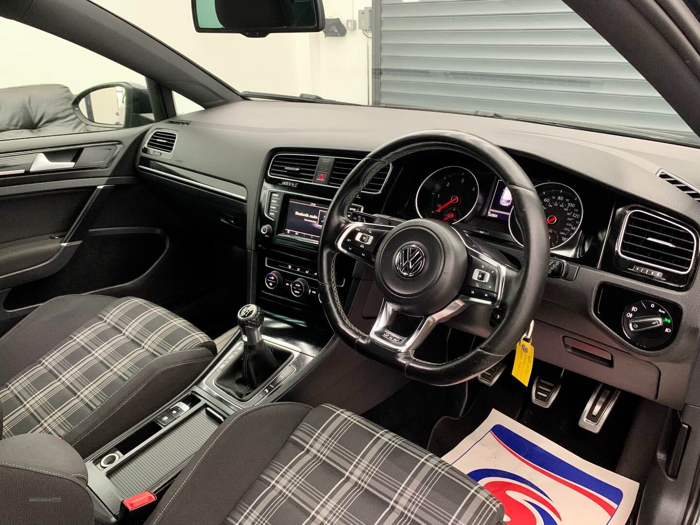 Volkswagen Golf DIESEL HATCHBACK in Derry / Londonderry