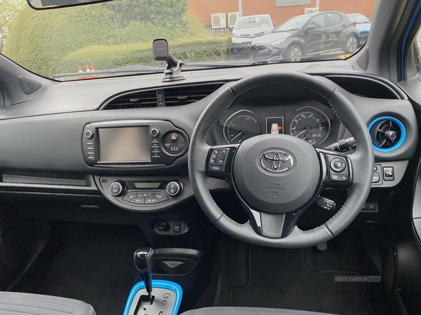 Toyota Yaris 1.5 Hybrid Cyan Bi-Tone 5Dr Cvt in Down