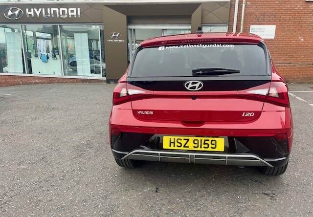 Hyundai i20 HATCHBACK in Down