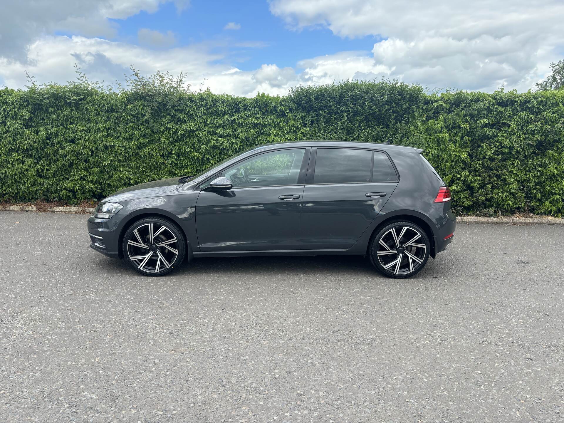 Volkswagen Golf DIESEL HATCHBACK in Derry / Londonderry