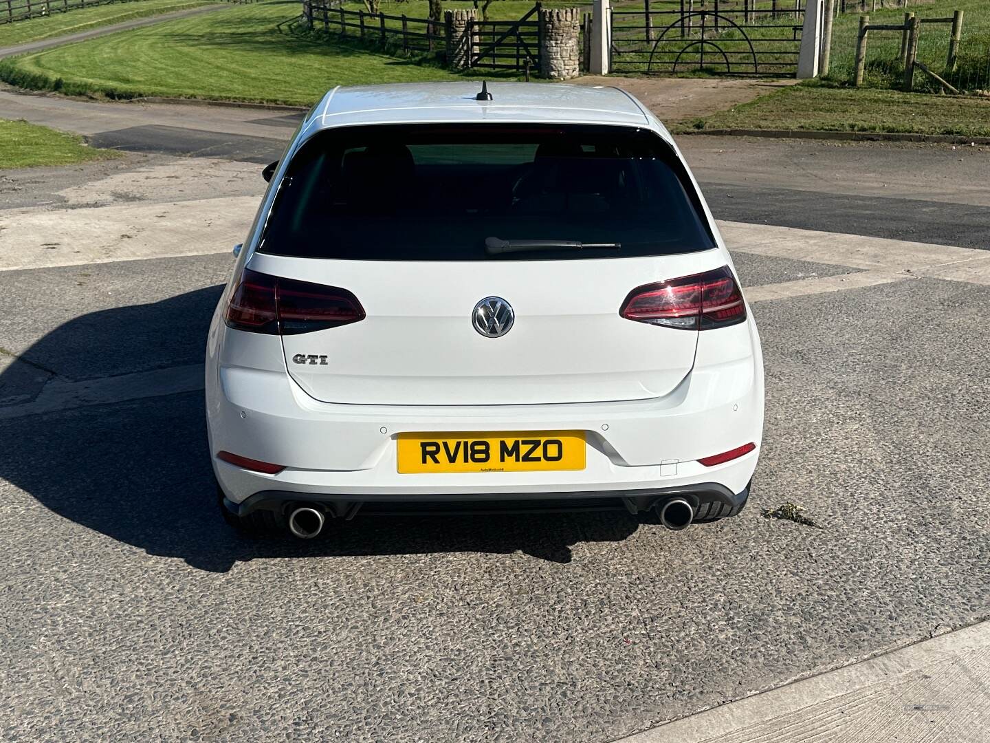 Volkswagen Golf HATCHBACK in Down