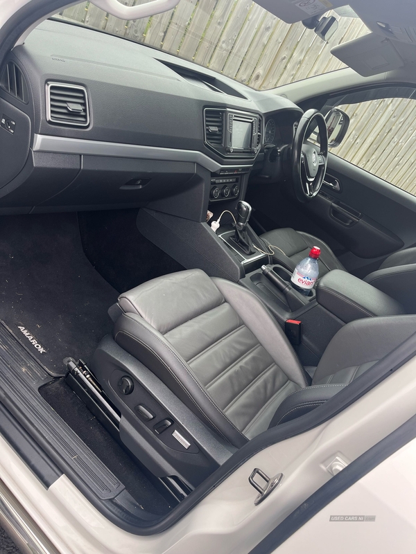 Volkswagen Amarok D/Cab Pick Up Highline 3.0 V6 TDI 224 BMT 4M Auto in Armagh