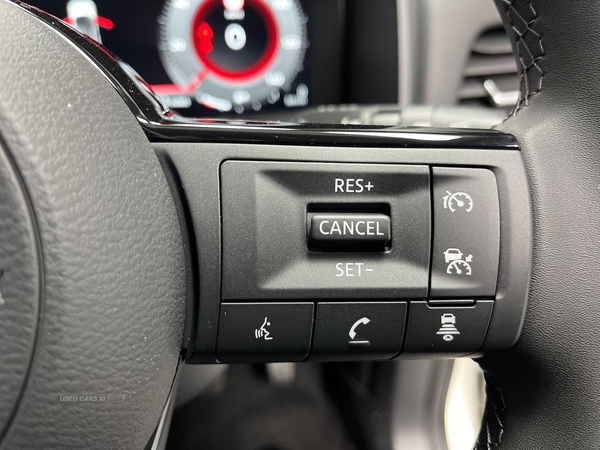 Nissan Qashqai 1.3 Dig-T Mh N-Connecta [Glass Roof] 5Dr in Antrim